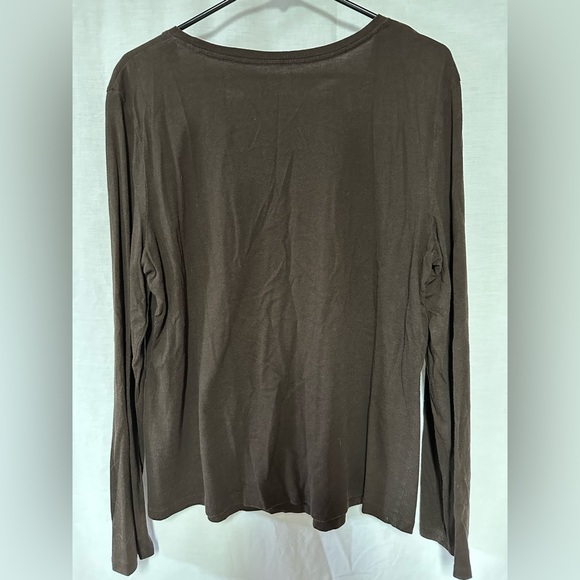 Lightly worn! Brown long sleeved shirt. XL - Picture 3 of 3